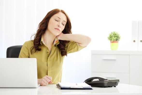 Activitatea sedentară provoacă apariția osteocondrozei cervicale și ulterior toracice